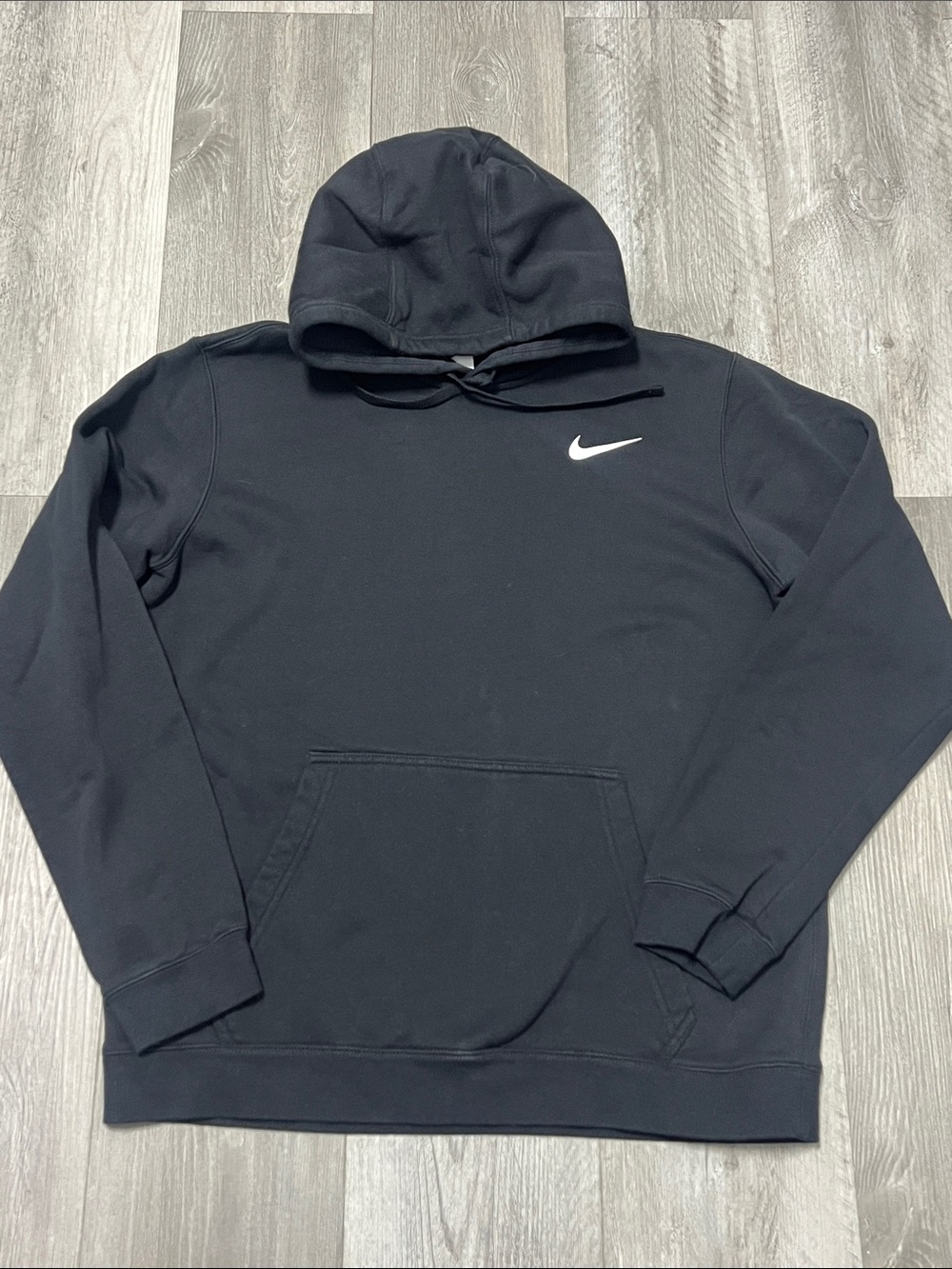 Nike men’s pullover hoodie/ black/ size Large